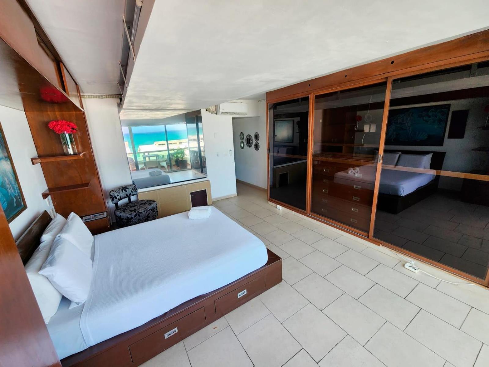 Beachfront Apartments Κανκούν Εξωτερικό φωτογραφία