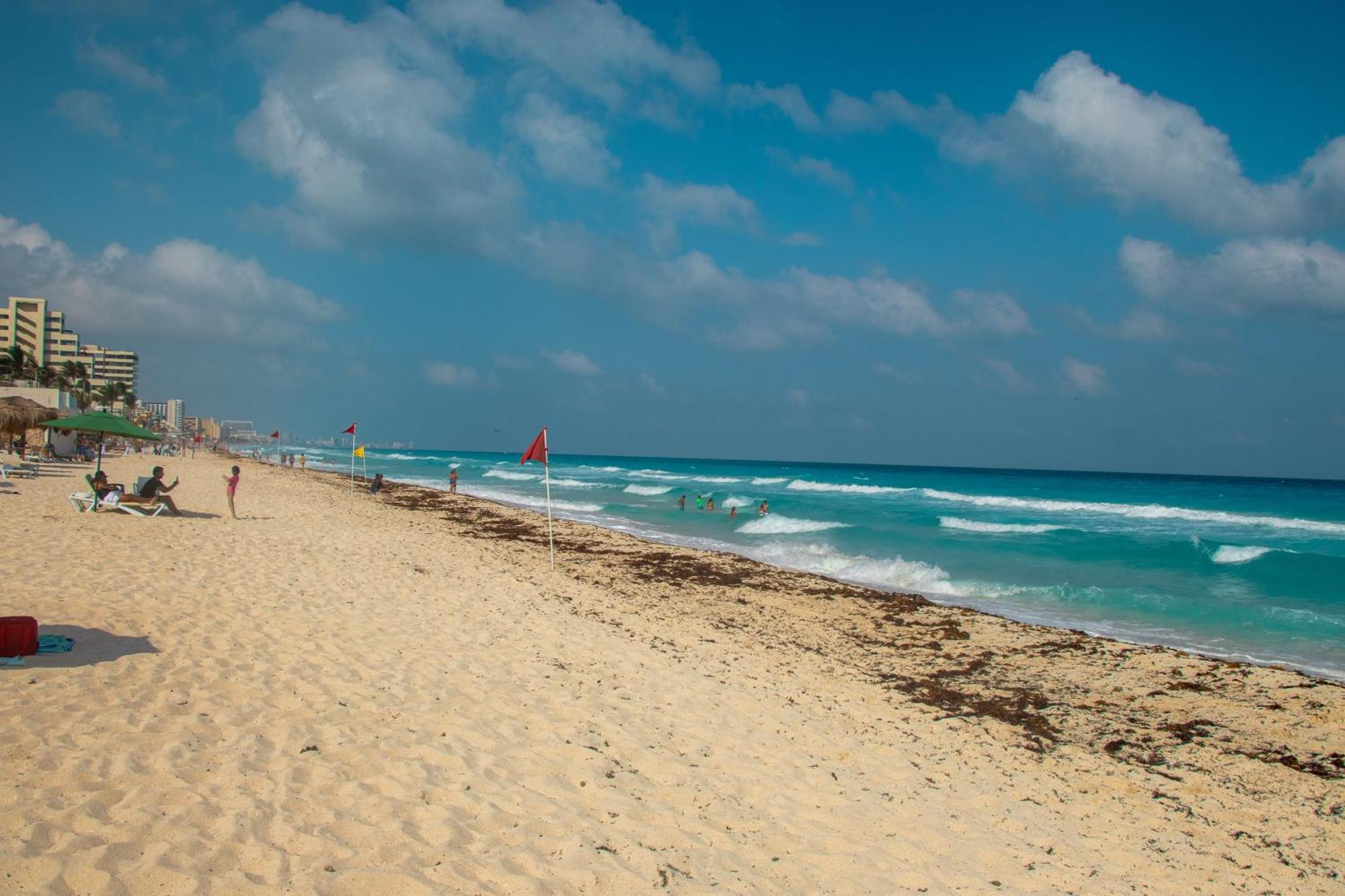 Beachfront Apartments Κανκούν Εξωτερικό φωτογραφία
