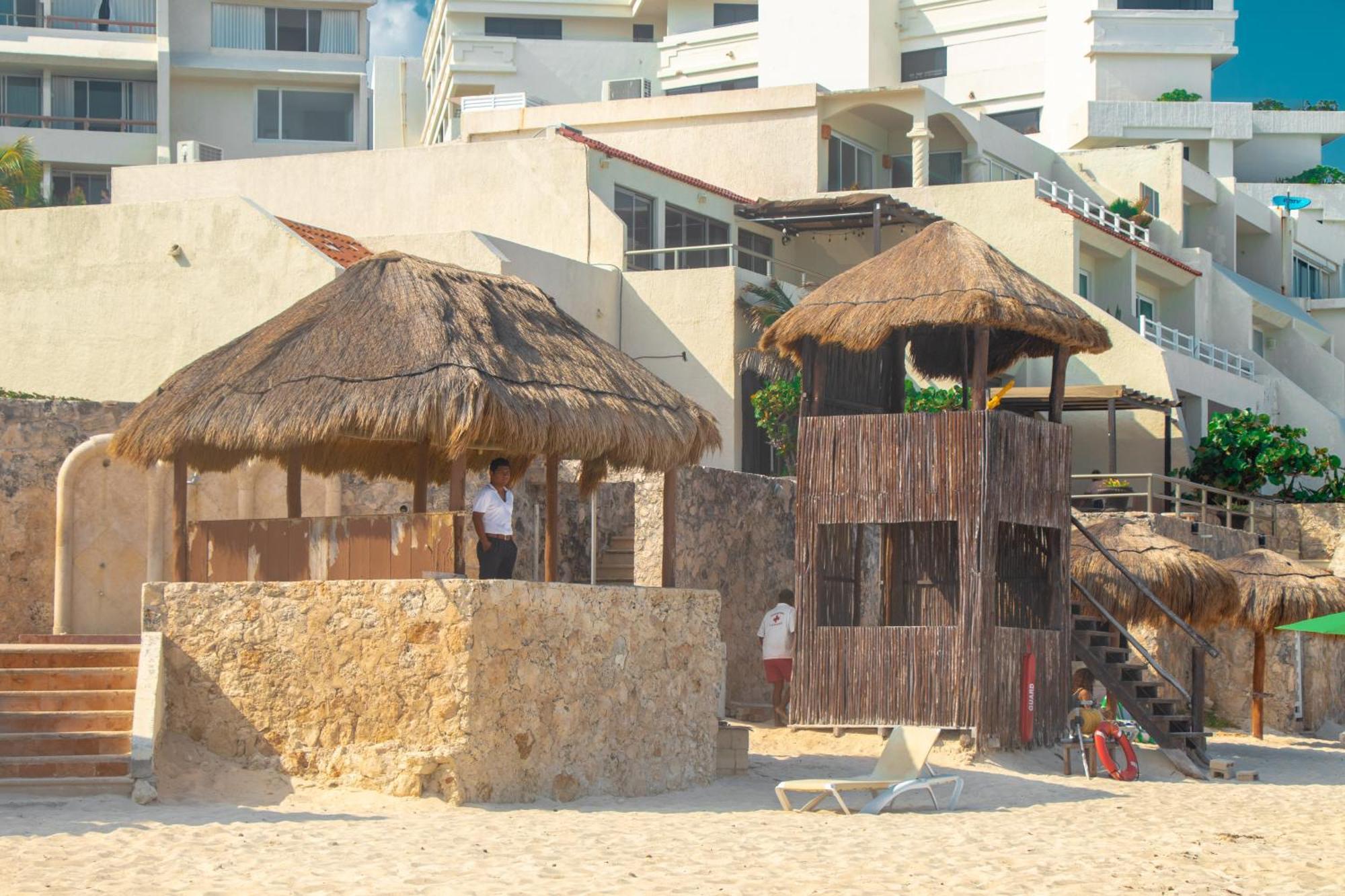 Beachfront Apartments Κανκούν Εξωτερικό φωτογραφία