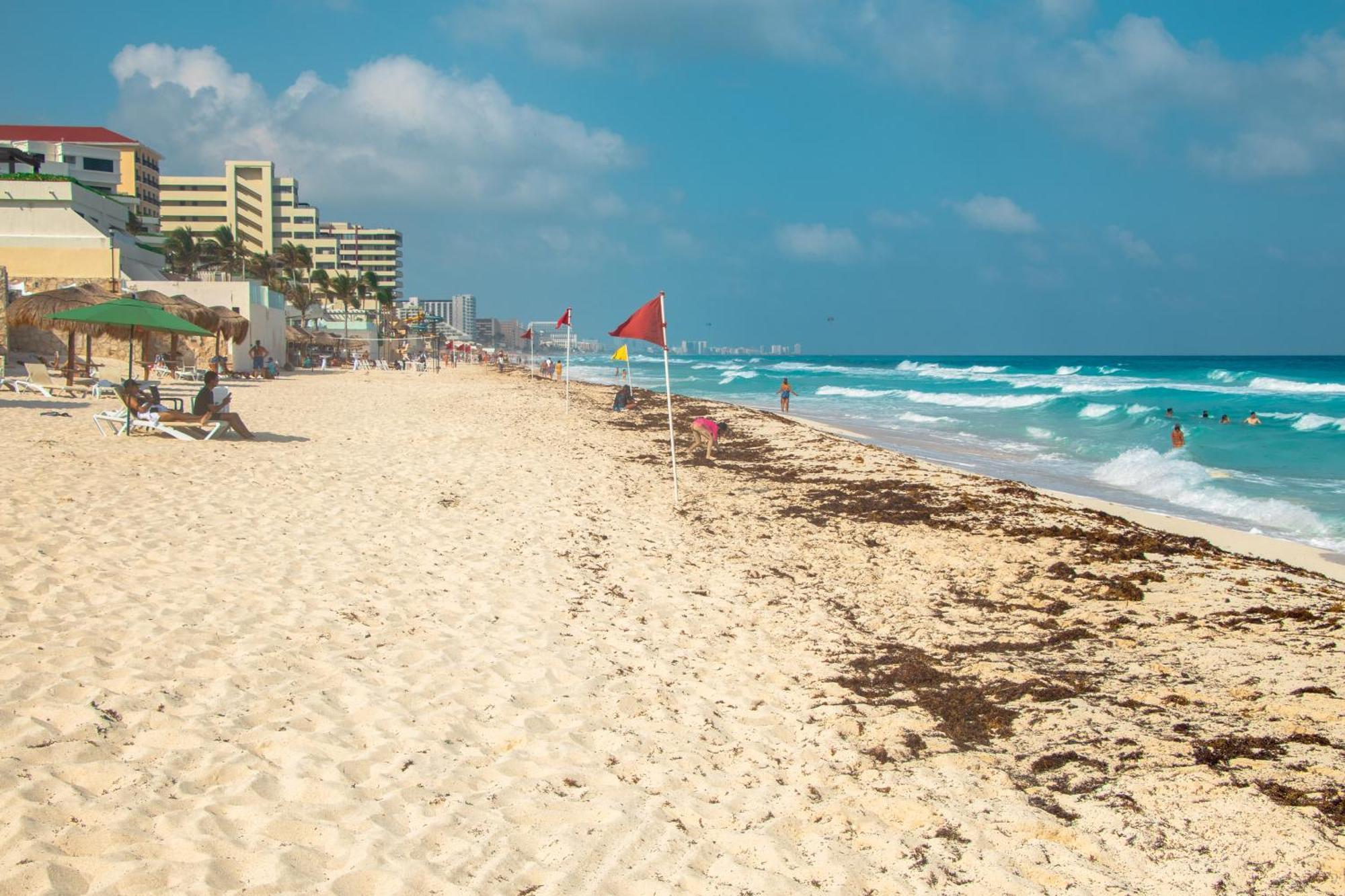 Beachfront Apartments Κανκούν Εξωτερικό φωτογραφία