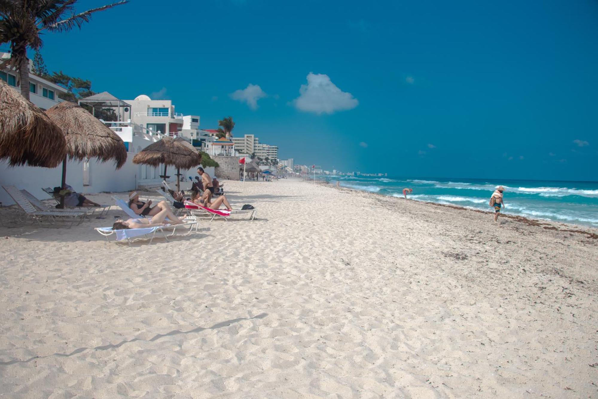 Beachfront Apartments Κανκούν Εξωτερικό φωτογραφία