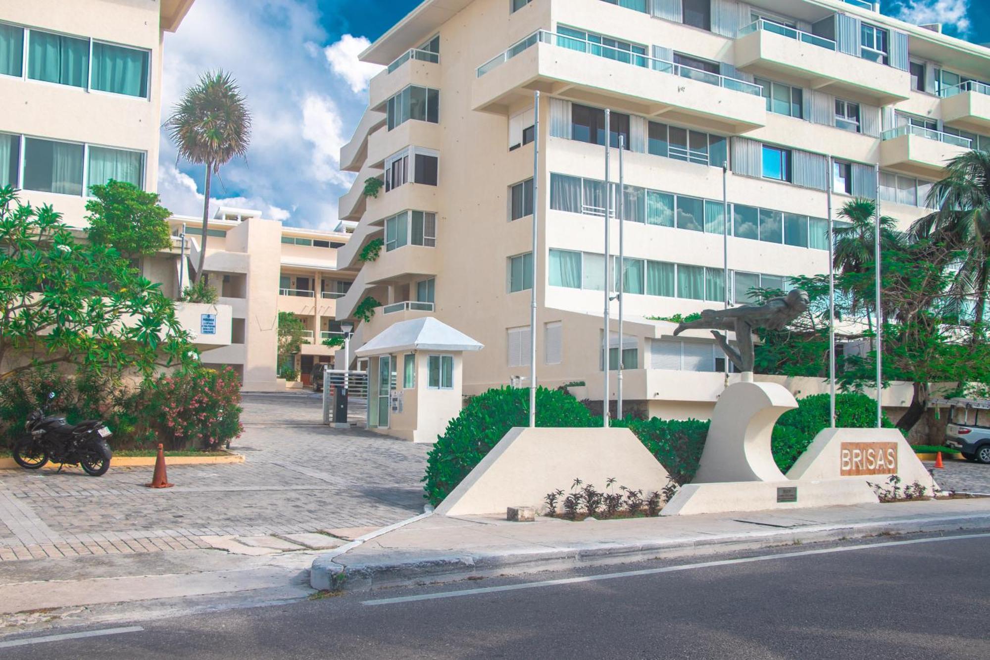 Beachfront Apartments Κανκούν Εξωτερικό φωτογραφία